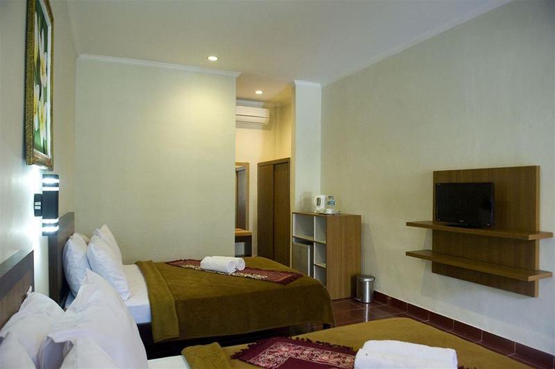 דנפסאר Catur Adi Putra Hotel מראה חיצוני תמונה