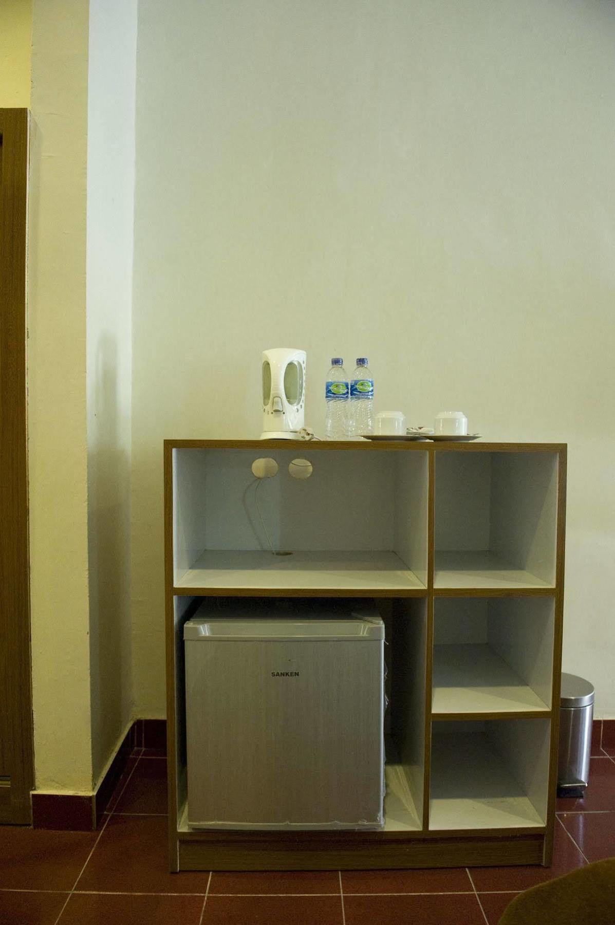 דנפסאר Catur Adi Putra Hotel מראה חיצוני תמונה