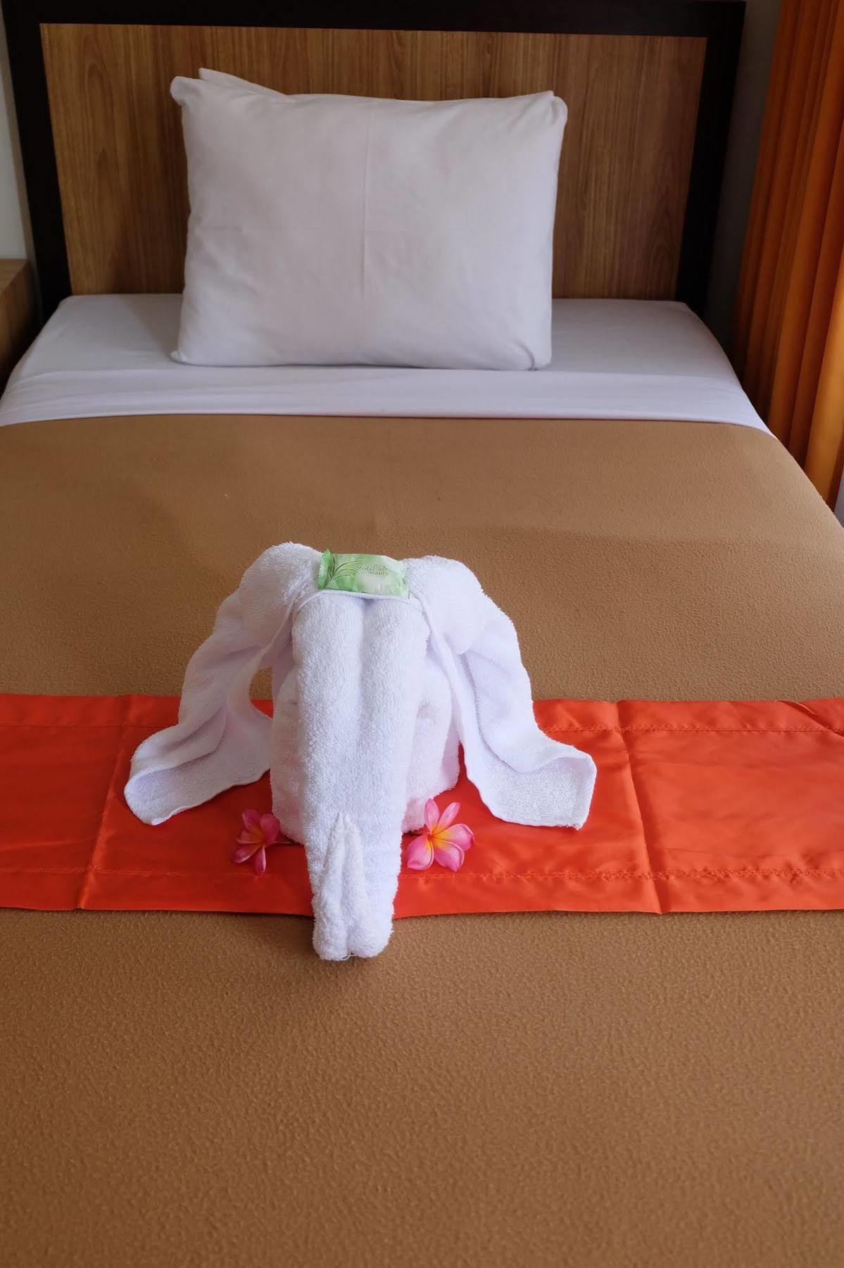 דנפסאר Catur Adi Putra Hotel מראה חיצוני תמונה
